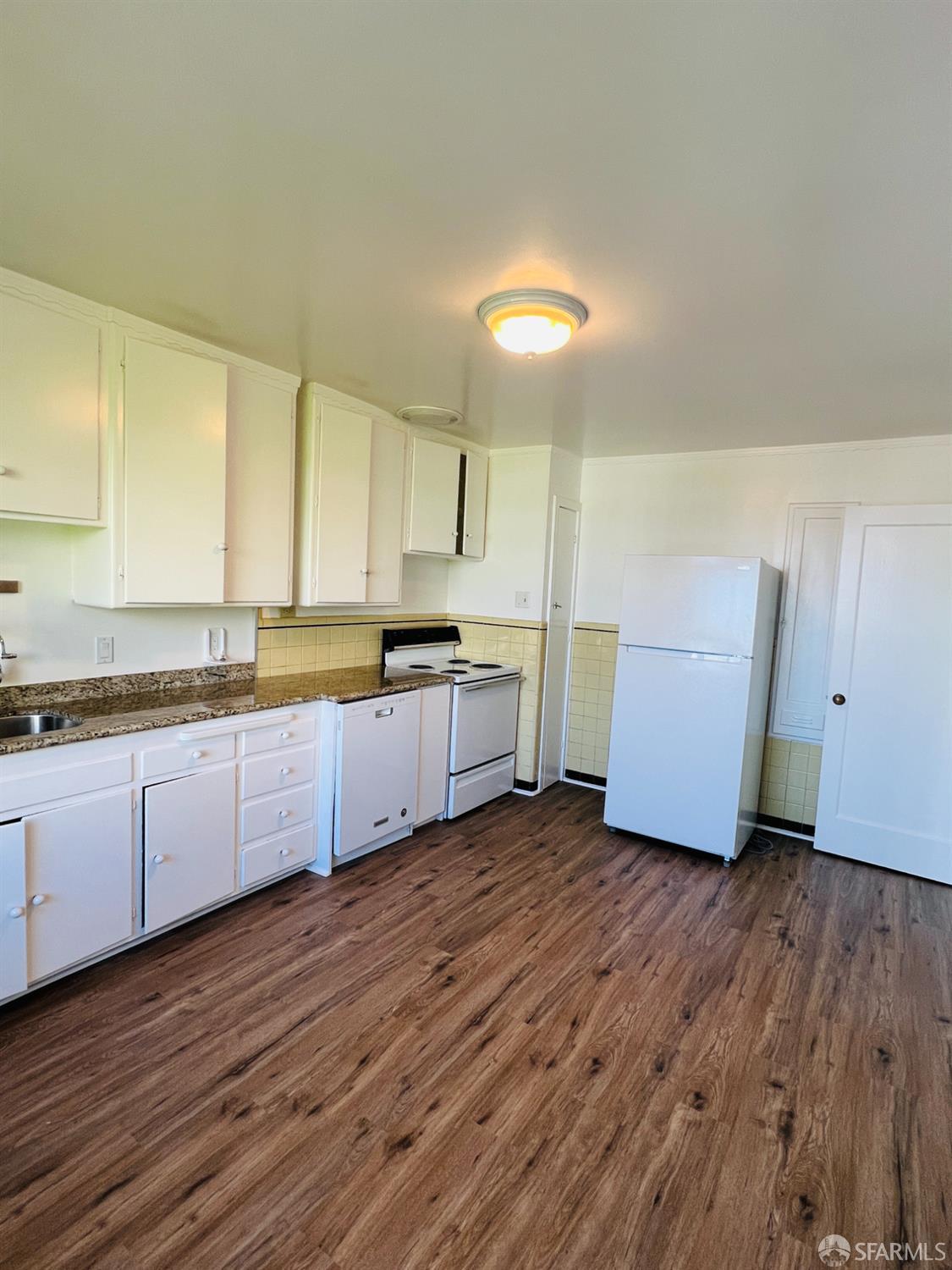 Detail Gallery Image 7 of 10 For 732 Francisco St, San Francisco,  CA 94133 - 1 Beds | 1 Baths