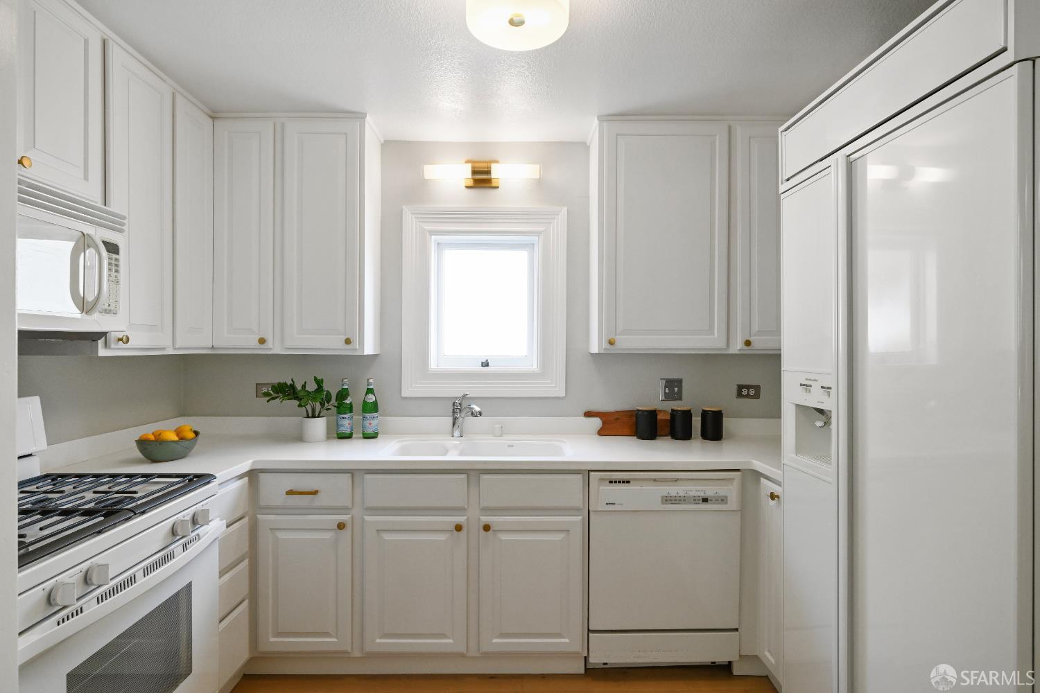 Detail Gallery Image 12 of 31 For 1939 Ofarrell St, San Francisco,  CA 94115 - 1 Beds | 1 Baths