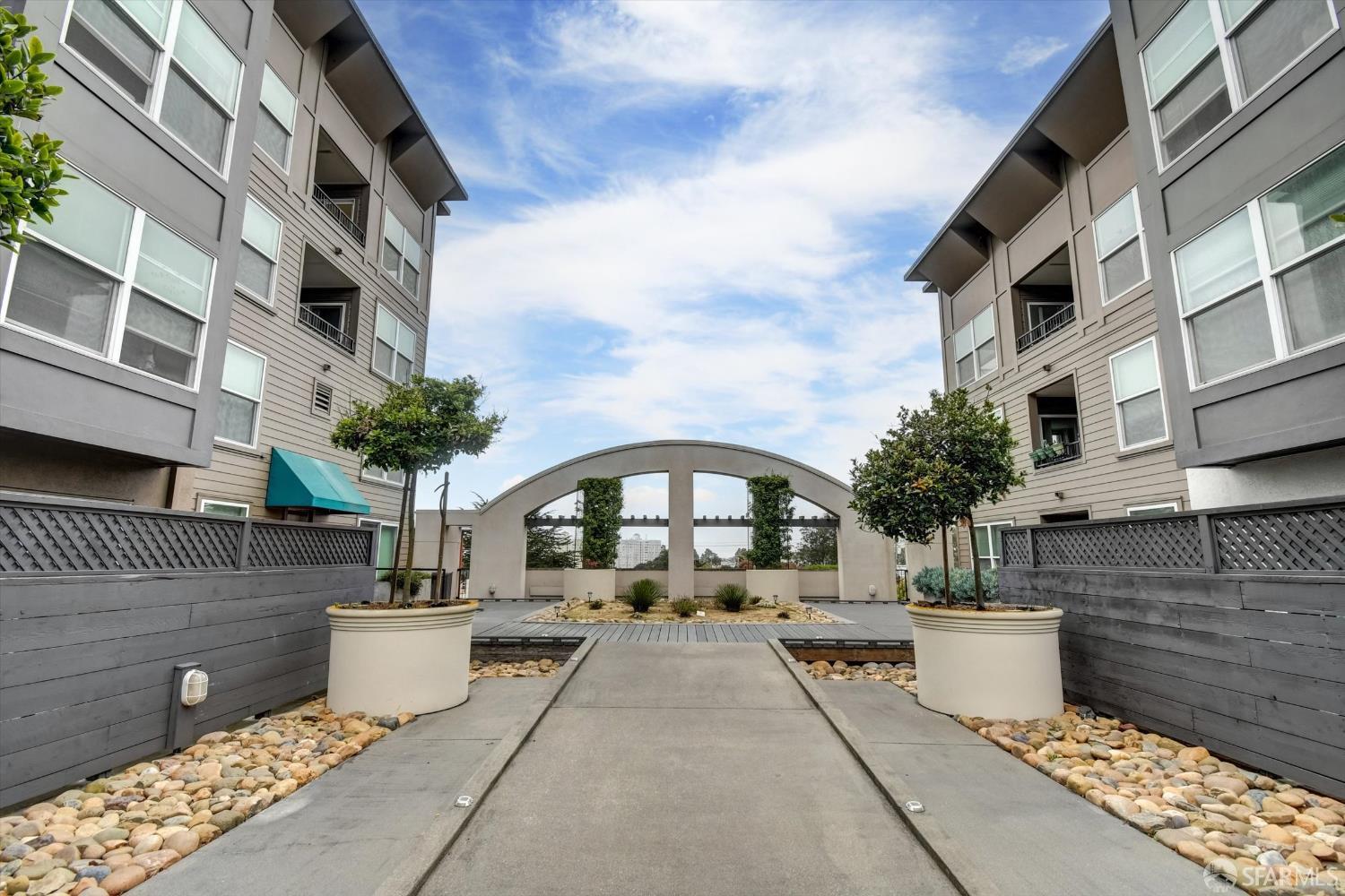 Detail Gallery Image 31 of 34 For 8400 Oceanview Ter #210,  San Francisco,  CA 94132 - 1 Beds | 1 Baths