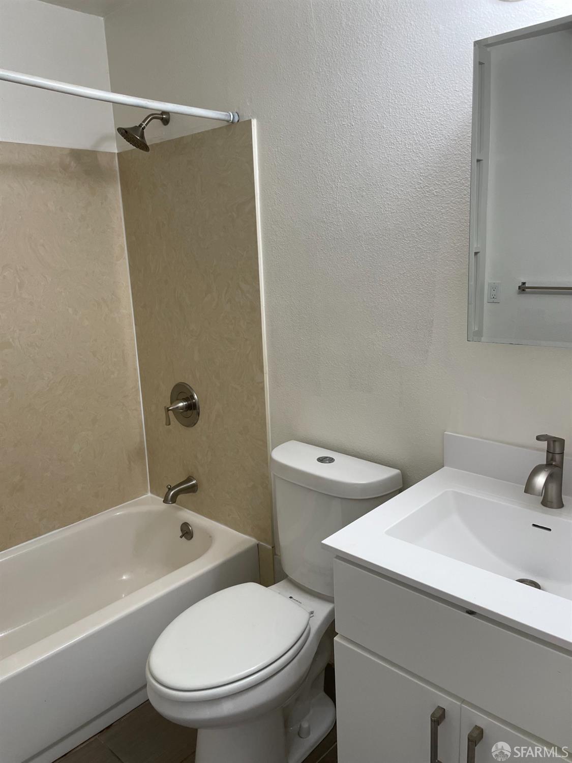 Detail Gallery Image 15 of 20 For 1902 Dunn Ave, Richmond,  CA 94801 - 2 Beds | 2 Baths