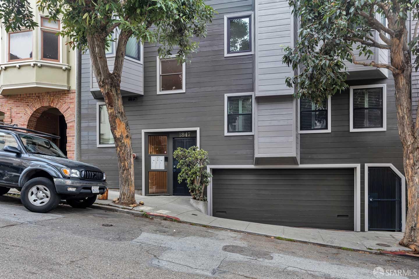Detail Gallery Image 65 of 68 For 1847 Grant Ave #3,  San Francisco,  CA 94133 - 2 Beds | 2 Baths