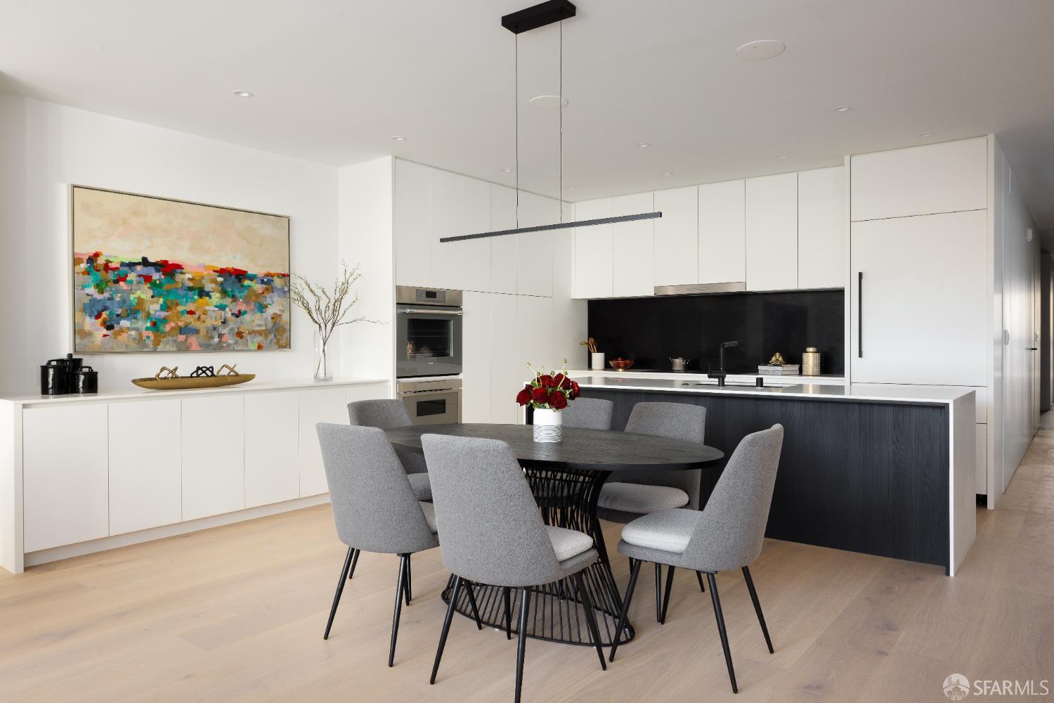Photo #6: 425020903 Listing 