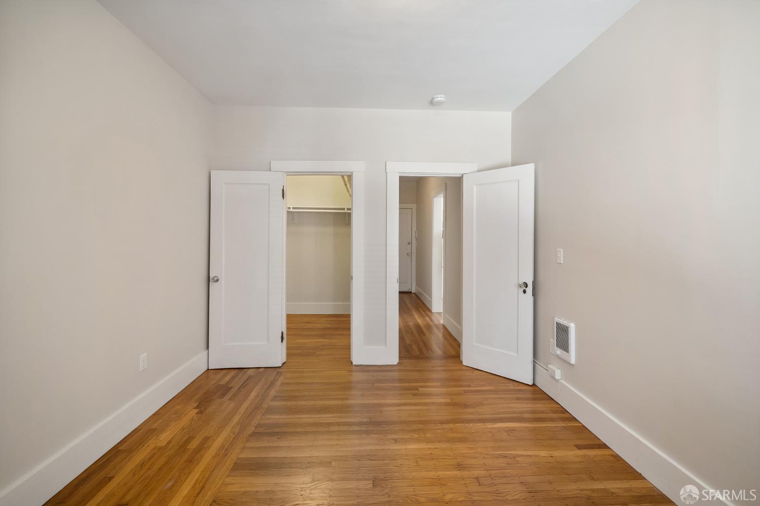 Detail Gallery Image 12 of 14 For 1375 Sacramento St #1,  San Francisco,  CA 94109 - 2 Beds | 1 Baths