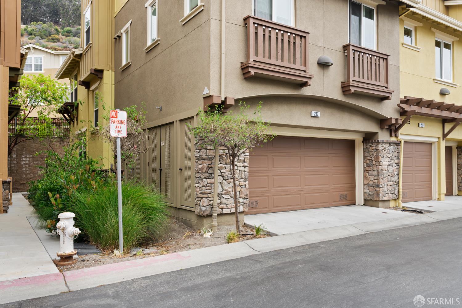 Detail Gallery Image 37 of 45 For 219 E Crystal Cove Ter, San Francisco,  CA 94134 - 4 Beds | 4 Baths