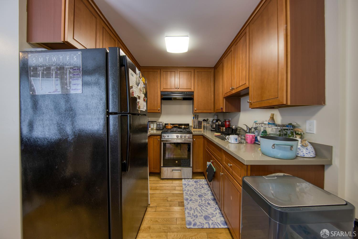 Detail Gallery Image 12 of 17 For 1 Russia Ave, San Francisco,  CA 94112 - – Beds | – Baths