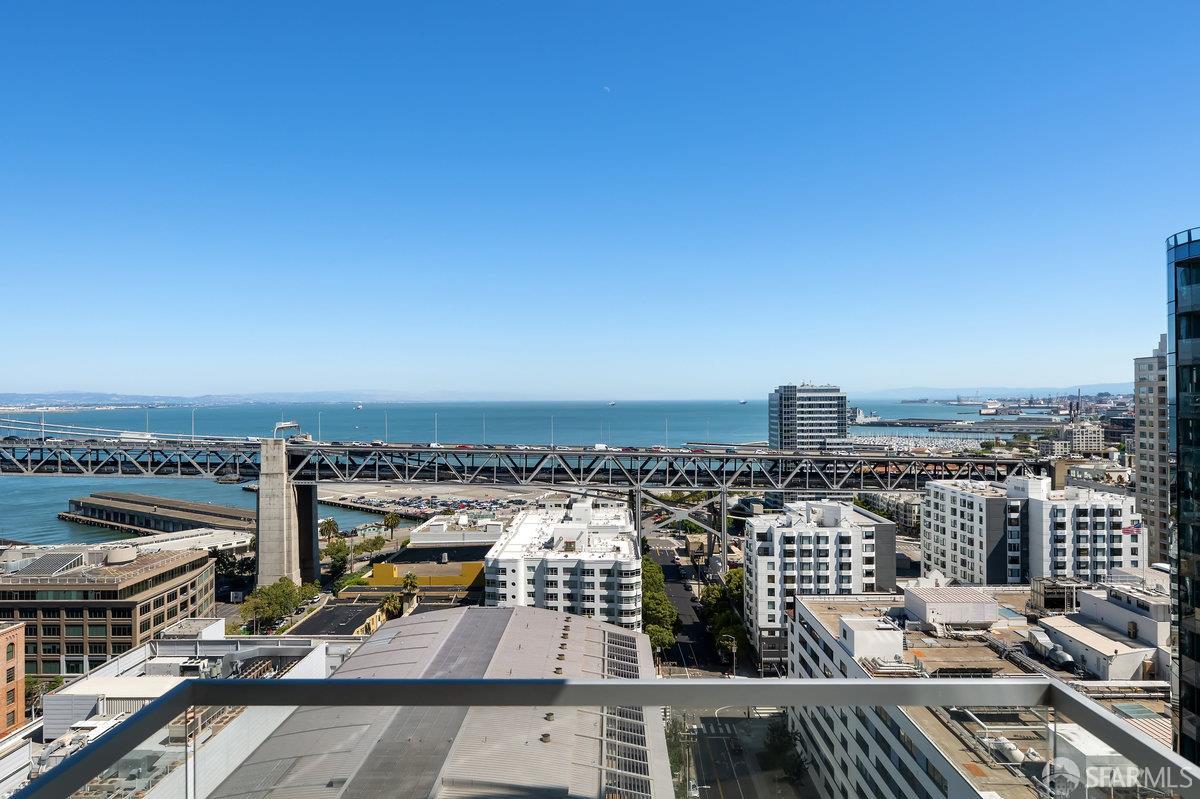 Detail Gallery Image 5 of 49 For 301 Main St 24f,  San Francisco,  CA 94105 - 2 Beds | 2 Baths