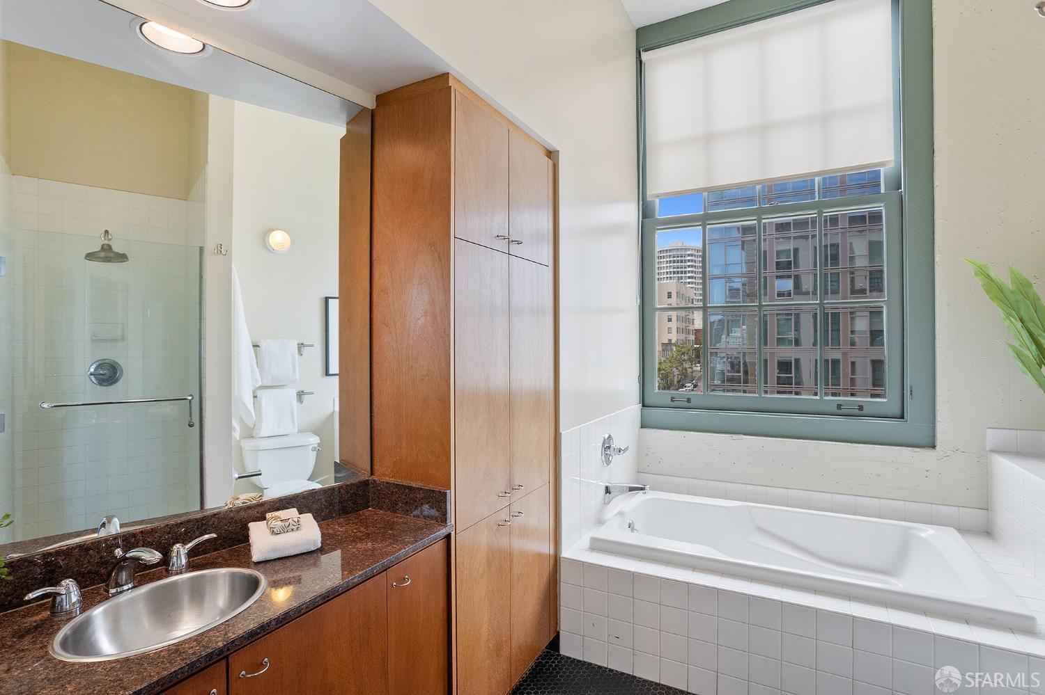 Detail Gallery Image 39 of 47 For 151 Alice B. Toklas Pl #506,  San Francisco,  CA 94109 - 2 Beds | 2 Baths