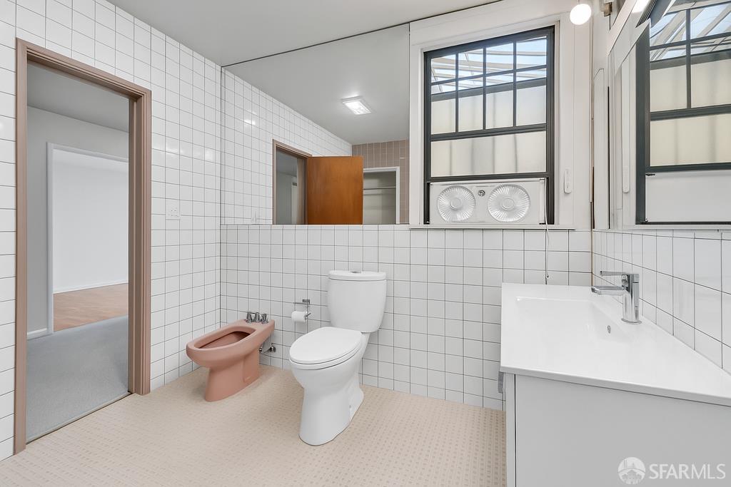 Detail Gallery Image 40 of 62 For 894 48th Ave, San Francisco,  CA 94121 - 2 Beds | 2 Baths