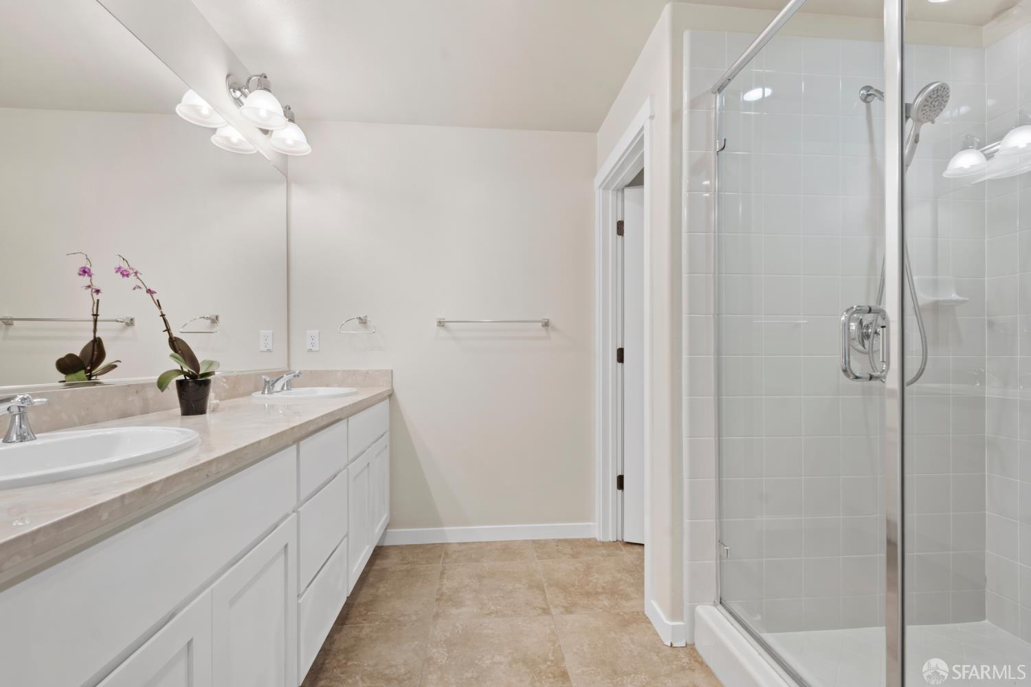 Detail Gallery Image 26 of 45 For 219 E Crystal Cove Ter, San Francisco,  CA 94134 - 4 Beds | 4 Baths