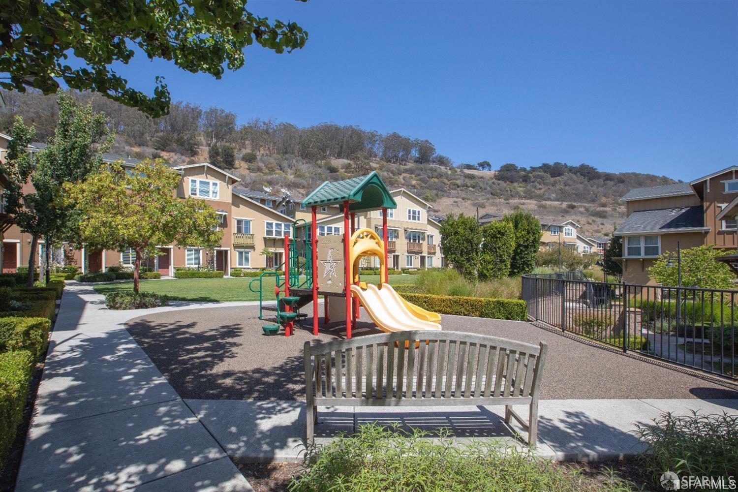Detail Gallery Image 44 of 45 For 219 E Crystal Cove Ter, San Francisco,  CA 94134 - 4 Beds | 4 Baths