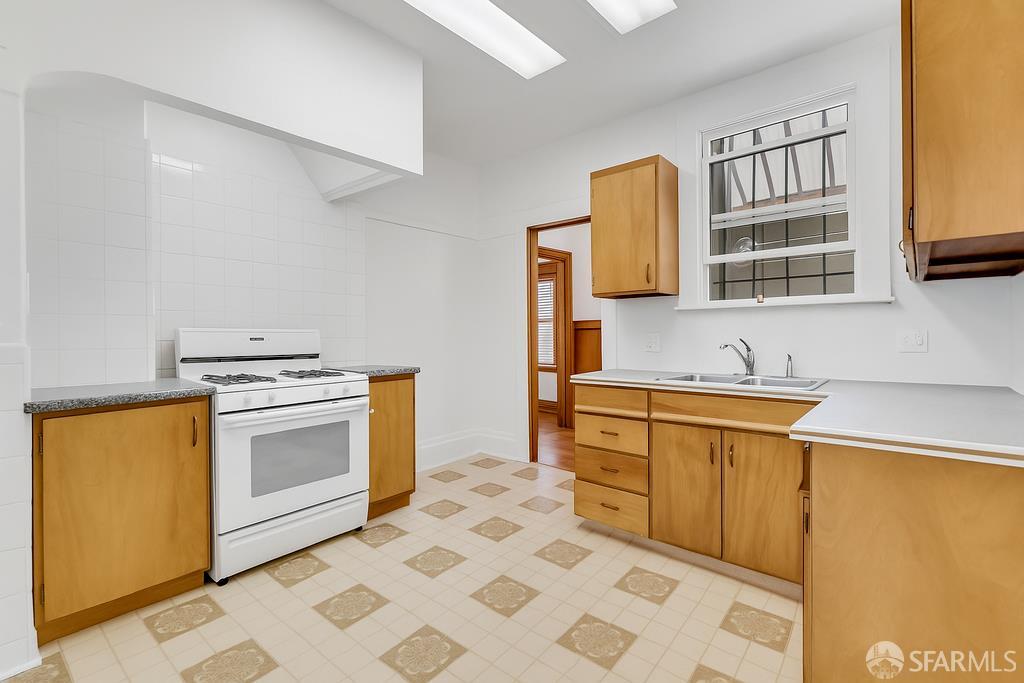 Detail Gallery Image 25 of 62 For 894 48th Ave, San Francisco,  CA 94121 - 2 Beds | 2 Baths