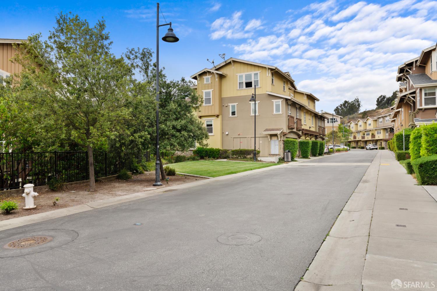 Detail Gallery Image 36 of 45 For 219 E Crystal Cove Ter, San Francisco,  CA 94134 - 4 Beds | 4 Baths