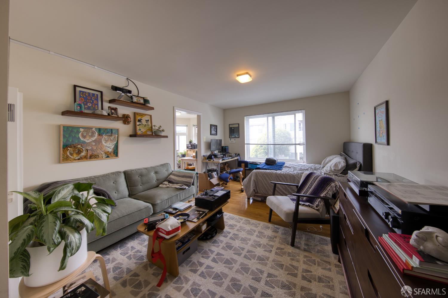 Detail Gallery Image 7 of 17 For 1 Russia Ave, San Francisco,  CA 94112 - – Beds | – Baths
