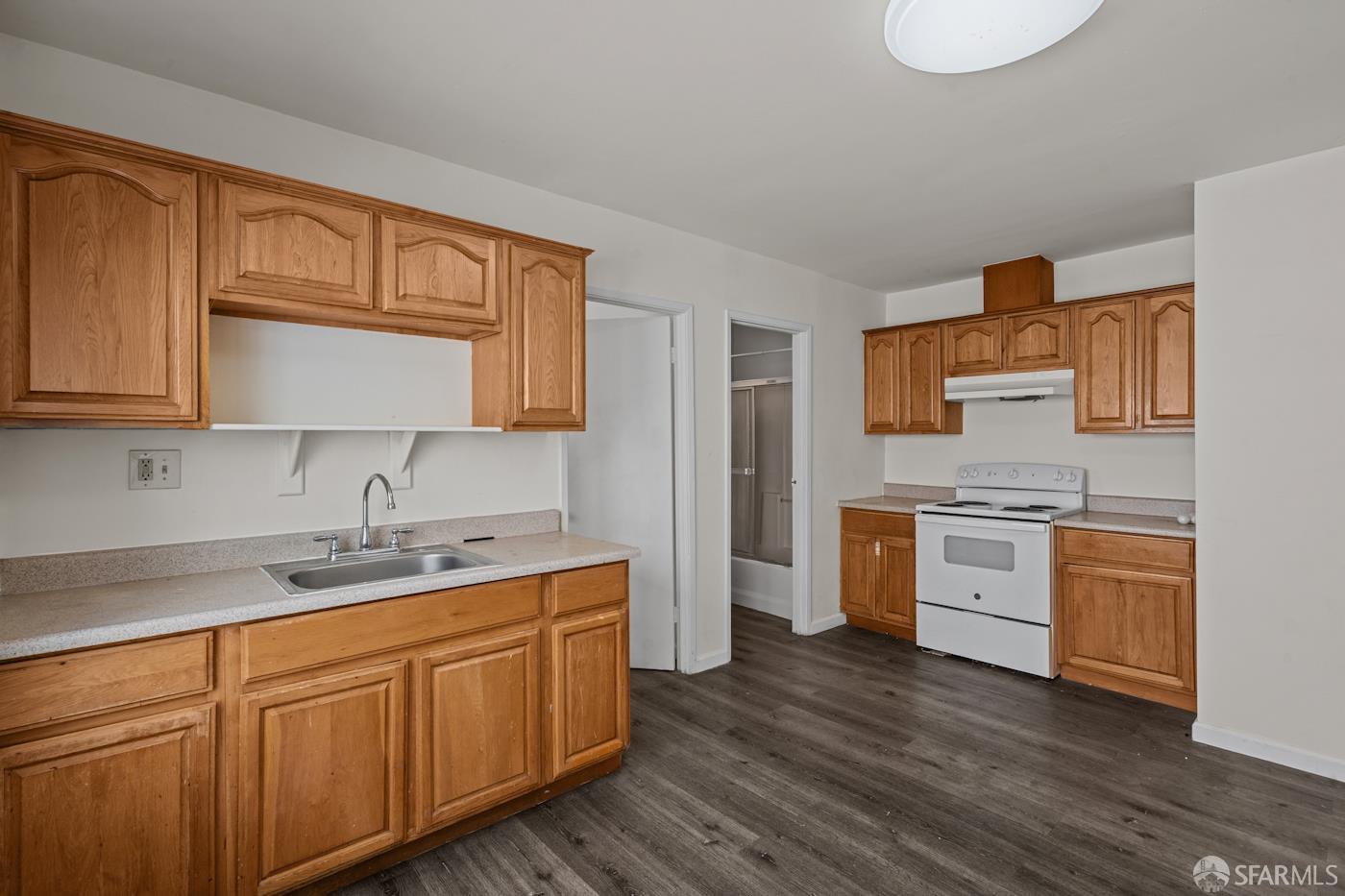 Detail Gallery Image 15 of 36 For 784 S 11th St, San Jose,  CA 95112 - – Beds | – Baths
