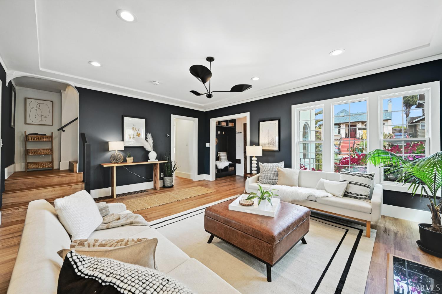 Detail Gallery Image 9 of 42 For 5065 Fairfax Ave, Oakland,  CA 94601 - 3 Beds | 2 Baths