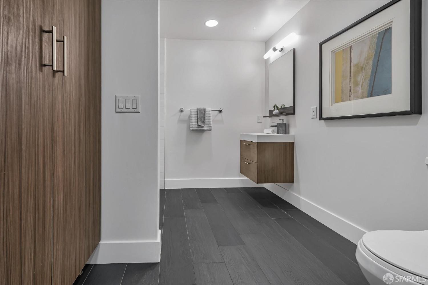Detail Gallery Image 24 of 46 For 1080 Sutter St #202,  San Francisco,  CA 94109 - 2 Beds | 2 Baths