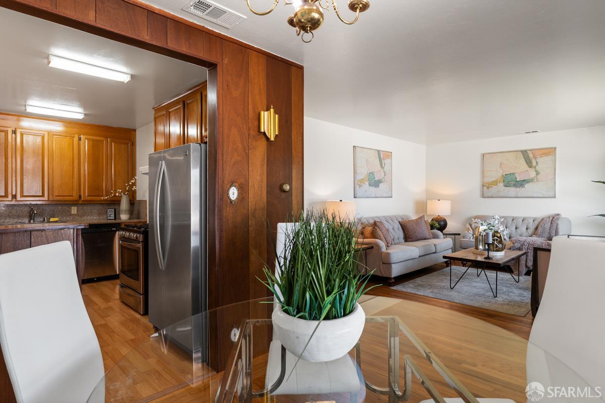 Detail Gallery Image 8 of 31 For 566 Empire St, San Lorenzo,  CA 94580 - 3 Beds | 2 Baths