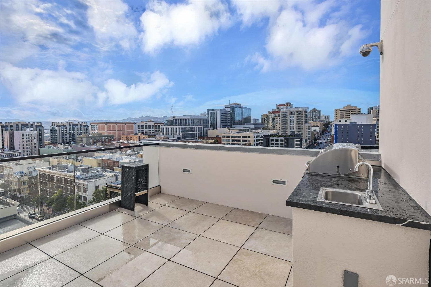 Detail Gallery Image 38 of 46 For 1080 Sutter St #202,  San Francisco,  CA 94109 - 2 Beds | 2 Baths