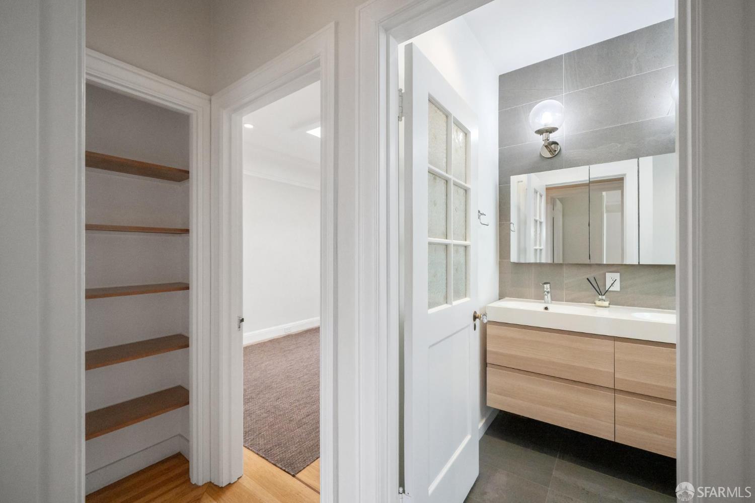 Detail Gallery Image 9 of 22 For 363 Monticello St, San Francisco,  CA 94132 - 2 Beds | 1 Baths