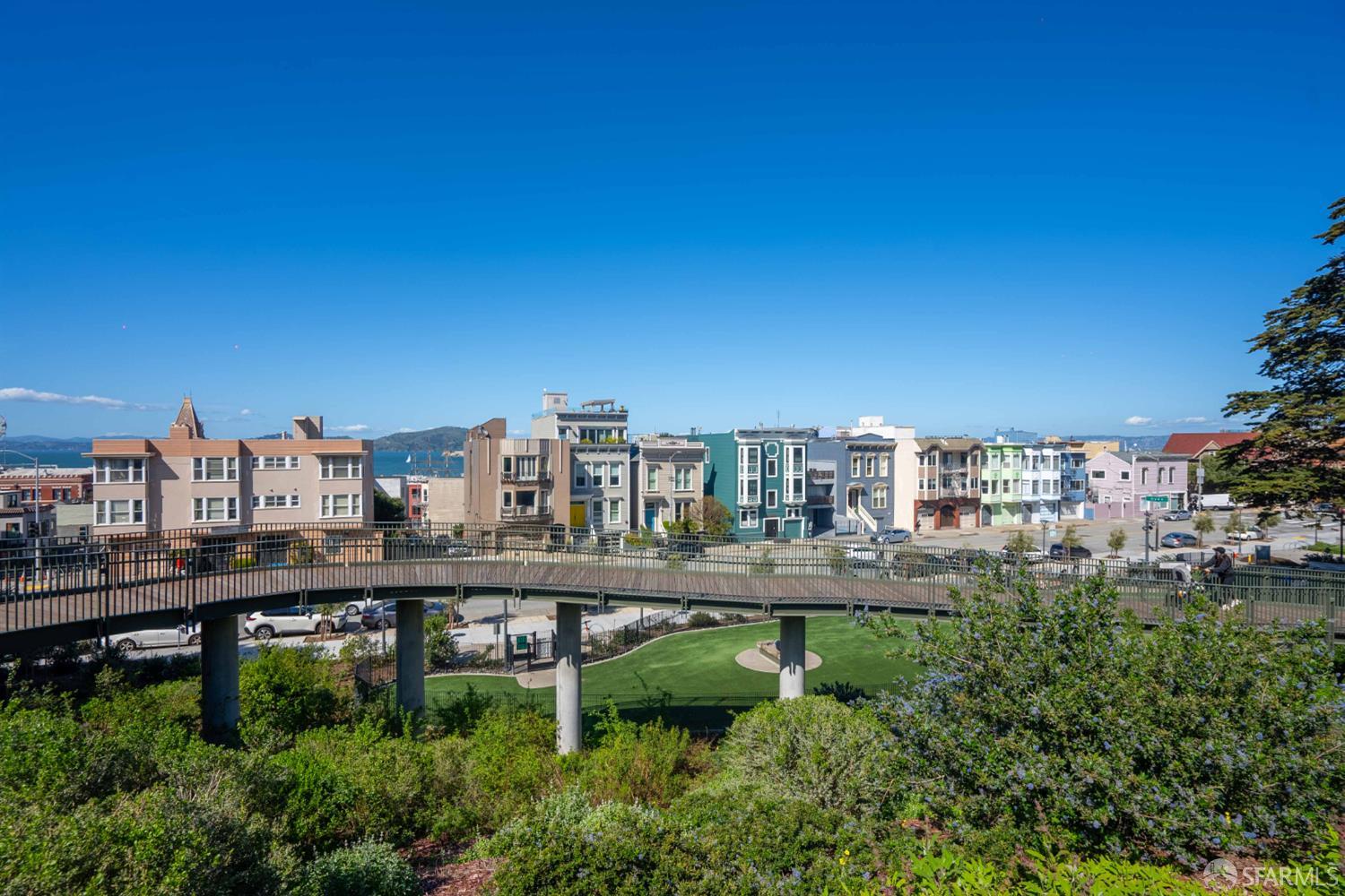 Detail Gallery Image 64 of 82 For 844 North Point St, San Francisco,  CA 94109 - 2 Beds | 2 Baths