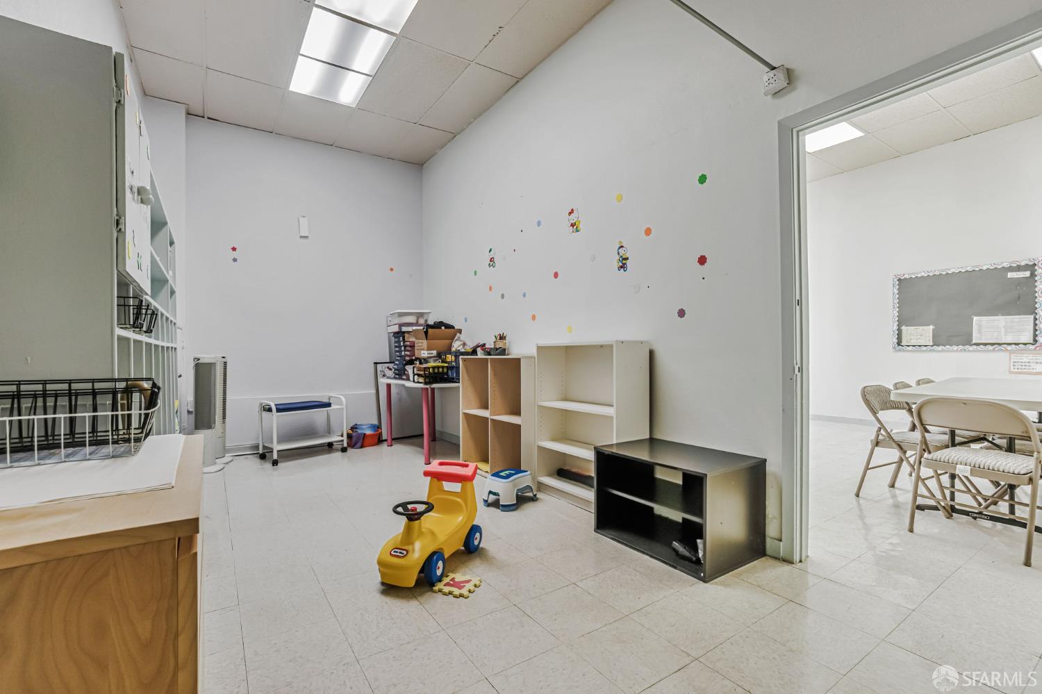 Detail Gallery Image 21 of 29 For 4110 Judah St, San Francisco,  CA 94122 - – Beds | – Baths