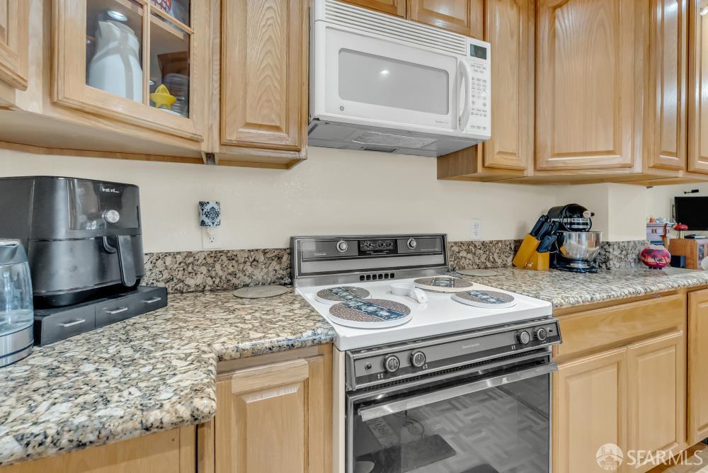 Detail Gallery Image 11 of 64 For 335 a St, South San Francisco,  CA 94080 - – Beds | – Baths