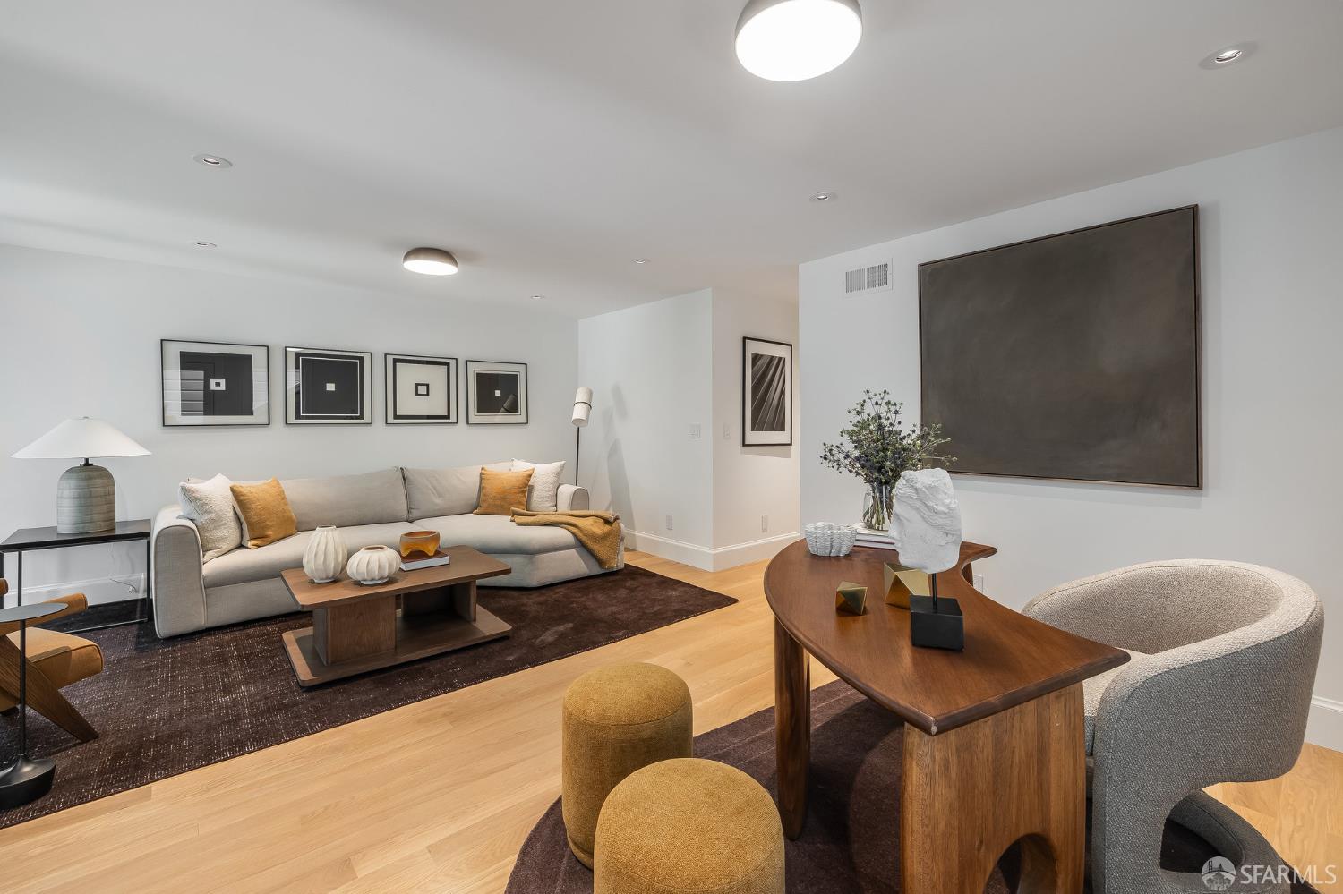 Detail Gallery Image 34 of 55 For 3325 Pierce St, San Francisco,  CA 94123 - 3 Beds | 3 Baths