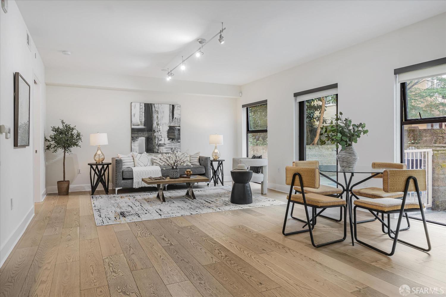 Detail Gallery Image 2 of 46 For 1080 Sutter St #202,  San Francisco,  CA 94109 - 2 Beds | 2 Baths