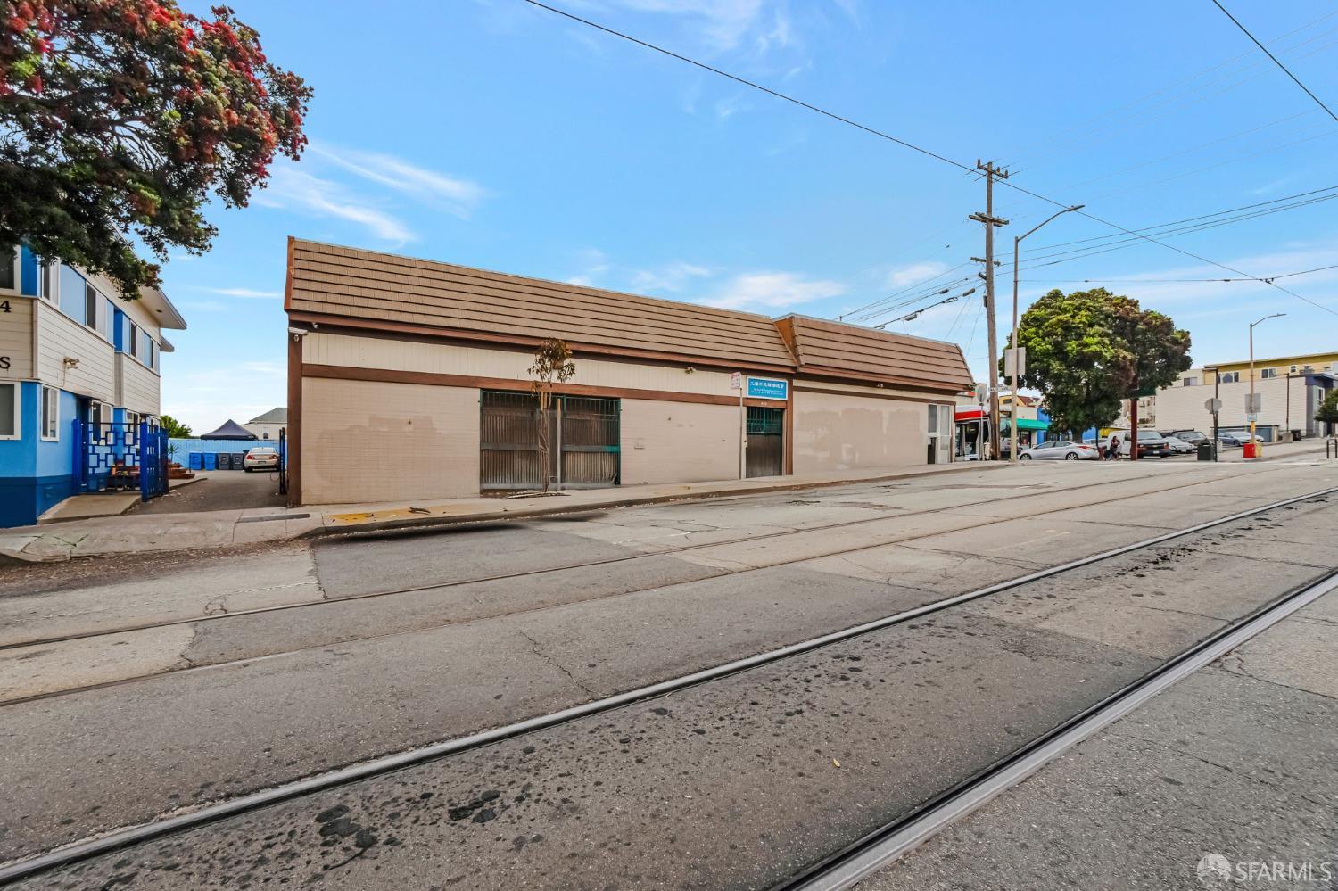 Detail Gallery Image 3 of 29 For 4110 Judah St, San Francisco,  CA 94122 - – Beds | – Baths