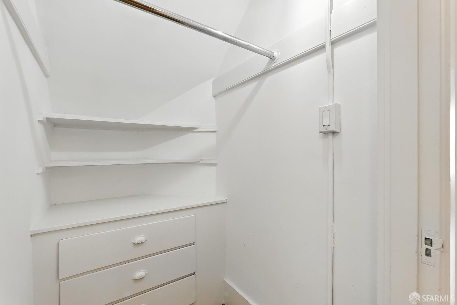 Detail Gallery Image 28 of 33 For 66 Pleasant St, San Francisco,  CA 94108 - 2 Beds | 2 Baths