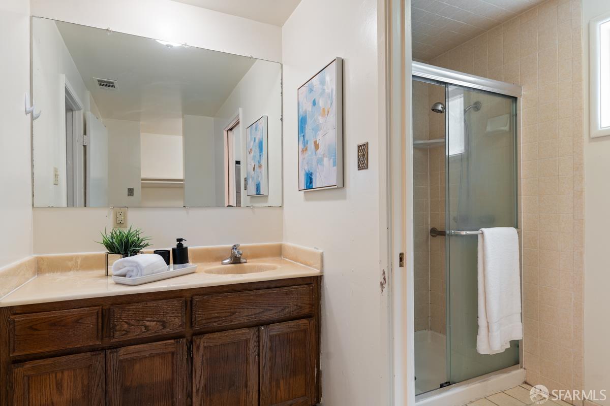 Detail Gallery Image 17 of 31 For 566 Empire St, San Lorenzo,  CA 94580 - 3 Beds | 2 Baths
