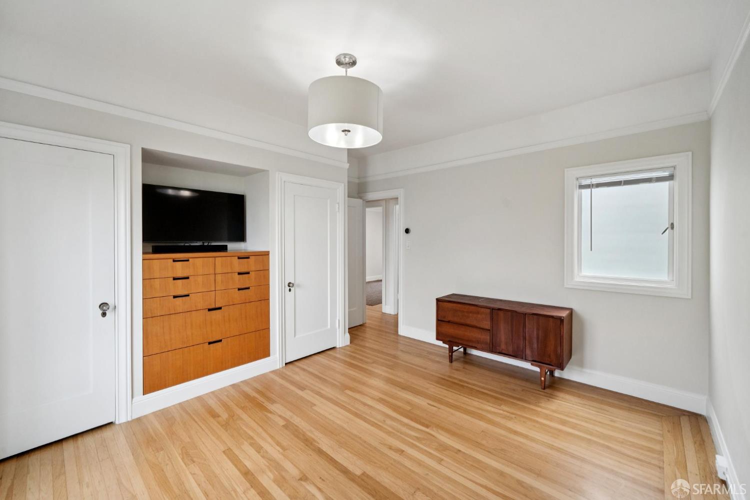 Detail Gallery Image 13 of 22 For 363 Monticello St, San Francisco,  CA 94132 - 2 Beds | 1 Baths
