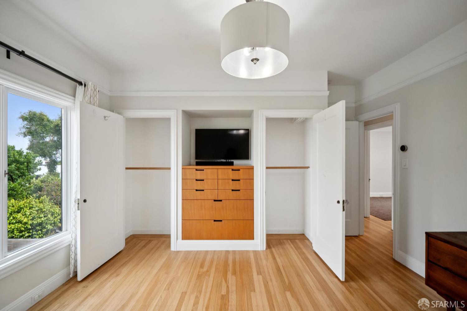 Detail Gallery Image 14 of 22 For 363 Monticello St, San Francisco,  CA 94132 - 2 Beds | 1 Baths
