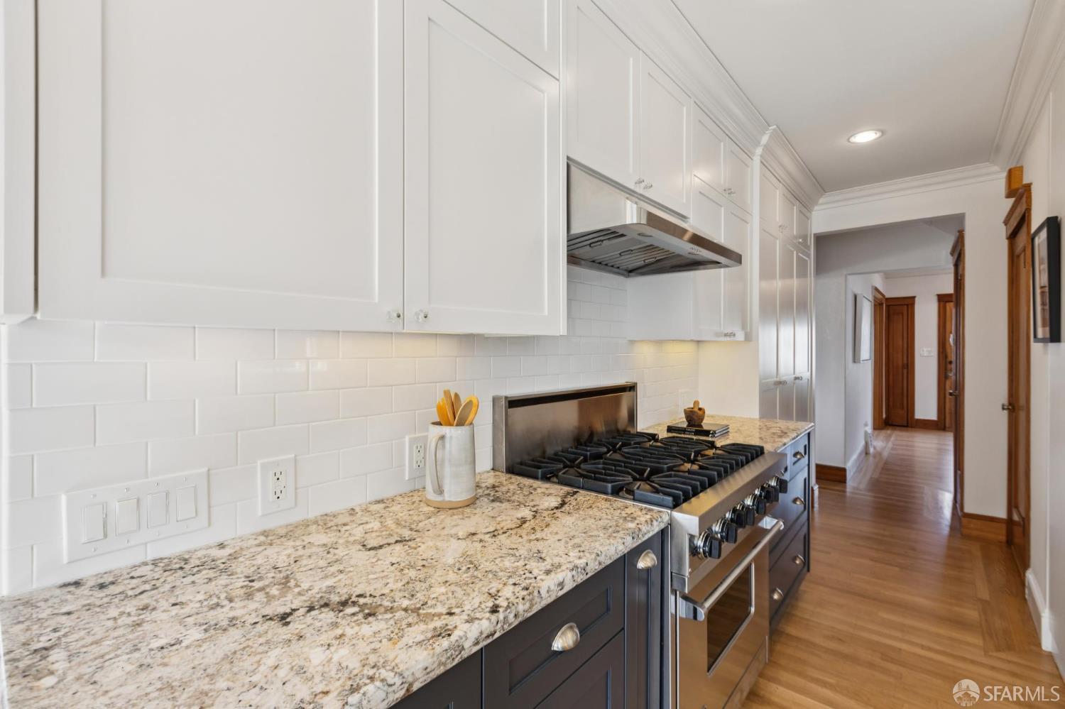 Detail Gallery Image 40 of 94 For 2201 17th Ave, San Francisco,  CA 94116 - 4 Beds | 1/1 Baths