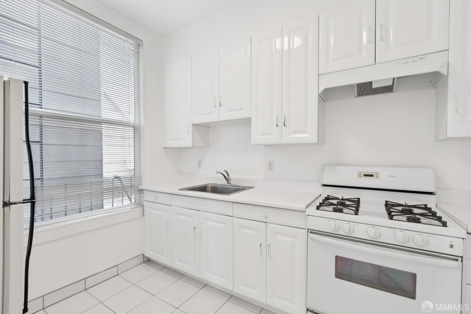 Detail Gallery Image 26 of 38 For 2663 California St, San Francisco,  CA 94115 - – Beds | – Baths