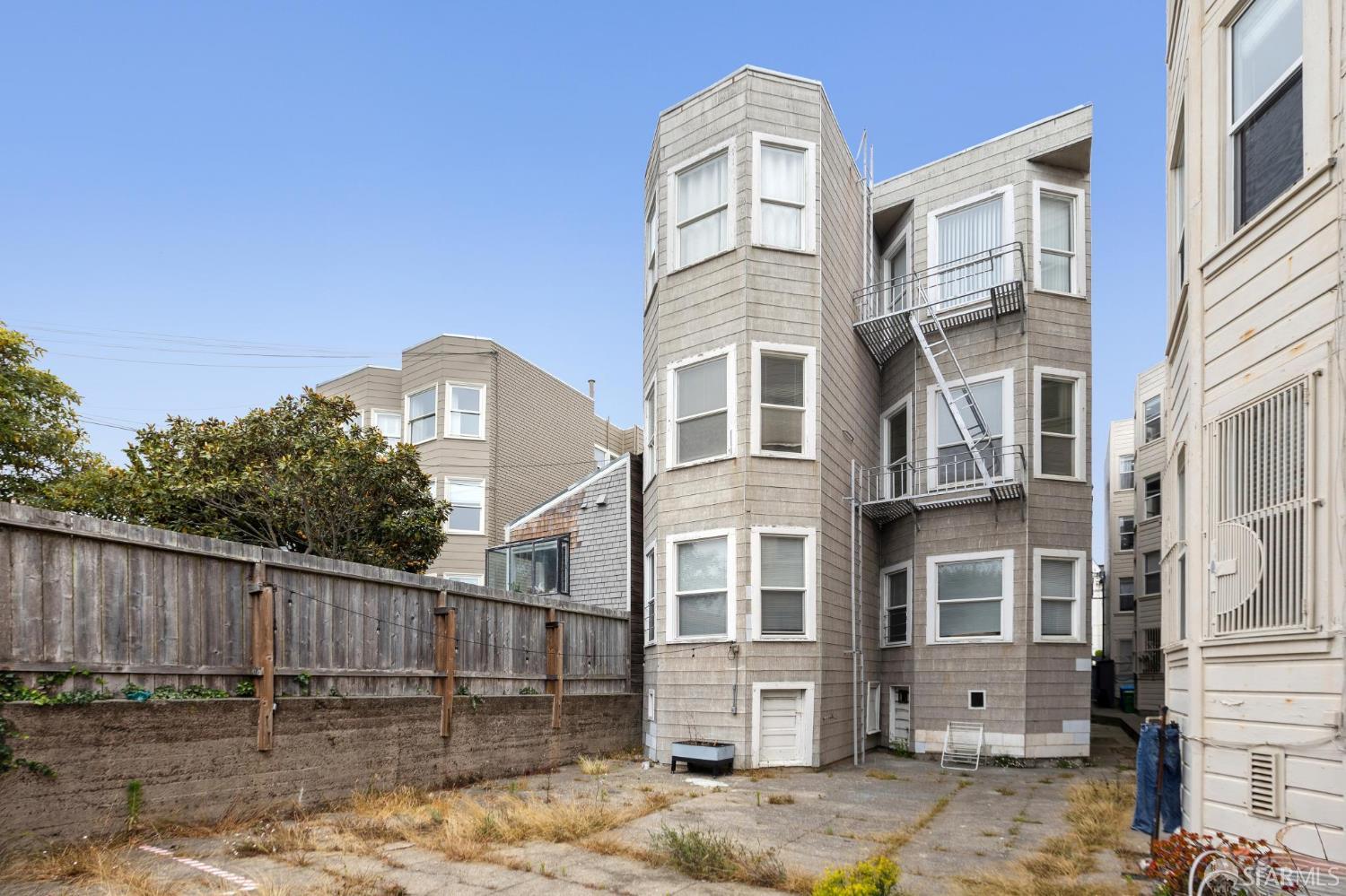 Detail Gallery Image 33 of 38 For 2663 California St, San Francisco,  CA 94115 - – Beds | – Baths