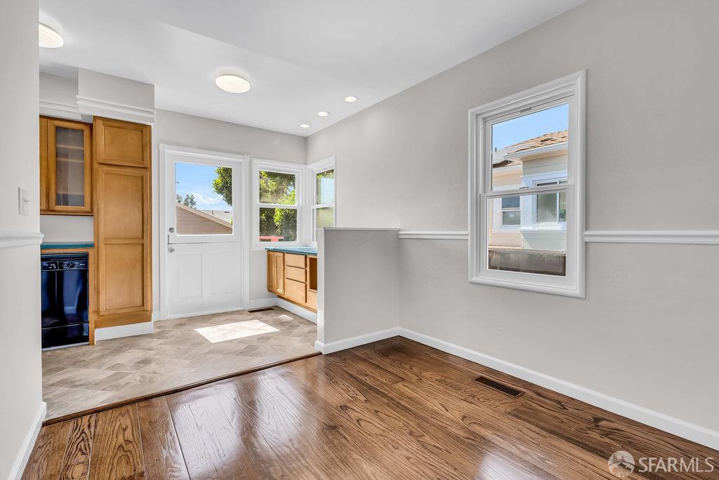 Detail Gallery Image 17 of 61 For 541 Everett St, El Cerrito,  CA 94530 - 3 Beds | 1 Baths