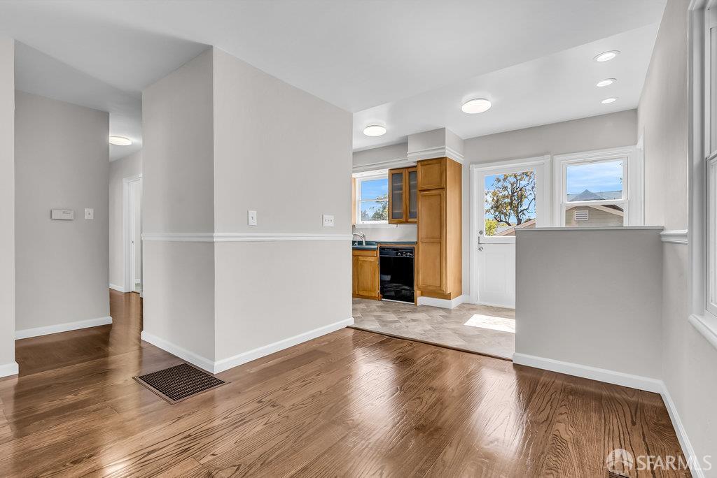 Detail Gallery Image 24 of 61 For 541 Everett St, El Cerrito,  CA 94530 - 3 Beds | 1 Baths