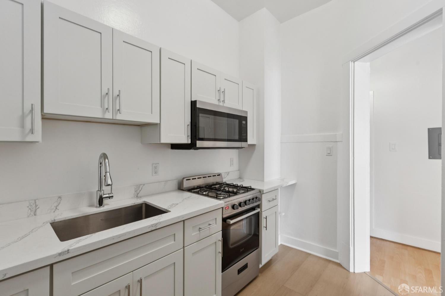 Detail Gallery Image 15 of 38 For 2663 California St, San Francisco,  CA 94115 - – Beds | – Baths