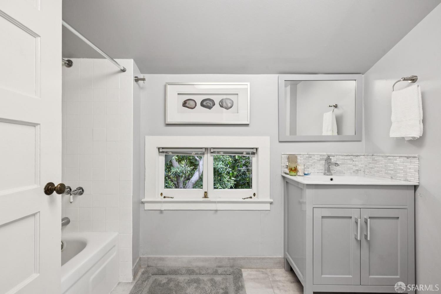 Detail Gallery Image 40 of 53 For 1818 California St, San Francisco,  CA 94109 - 6 Beds | 6/1 Baths