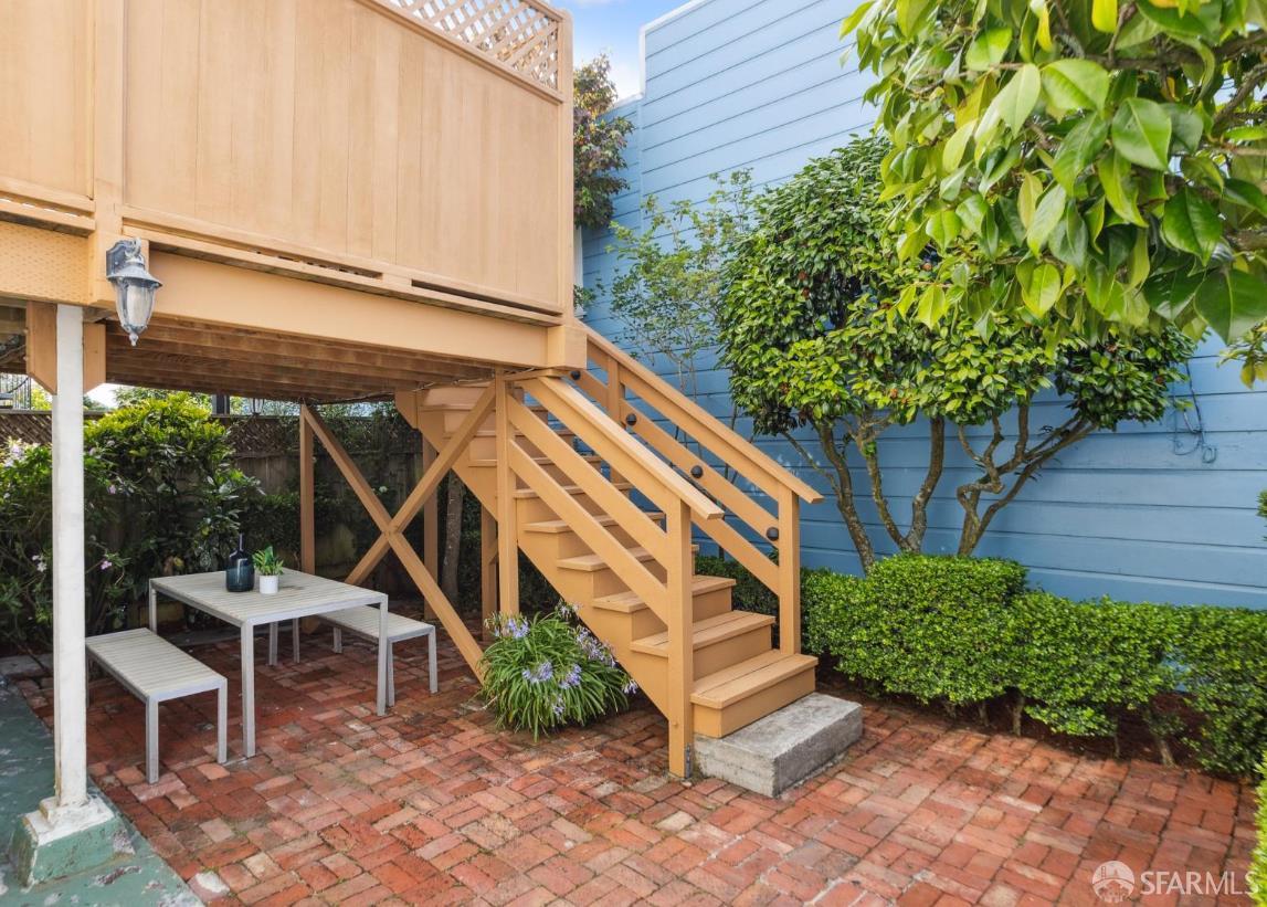 Detail Gallery Image 93 of 94 For 2201 17th Ave, San Francisco,  CA 94116 - 4 Beds | 1/1 Baths