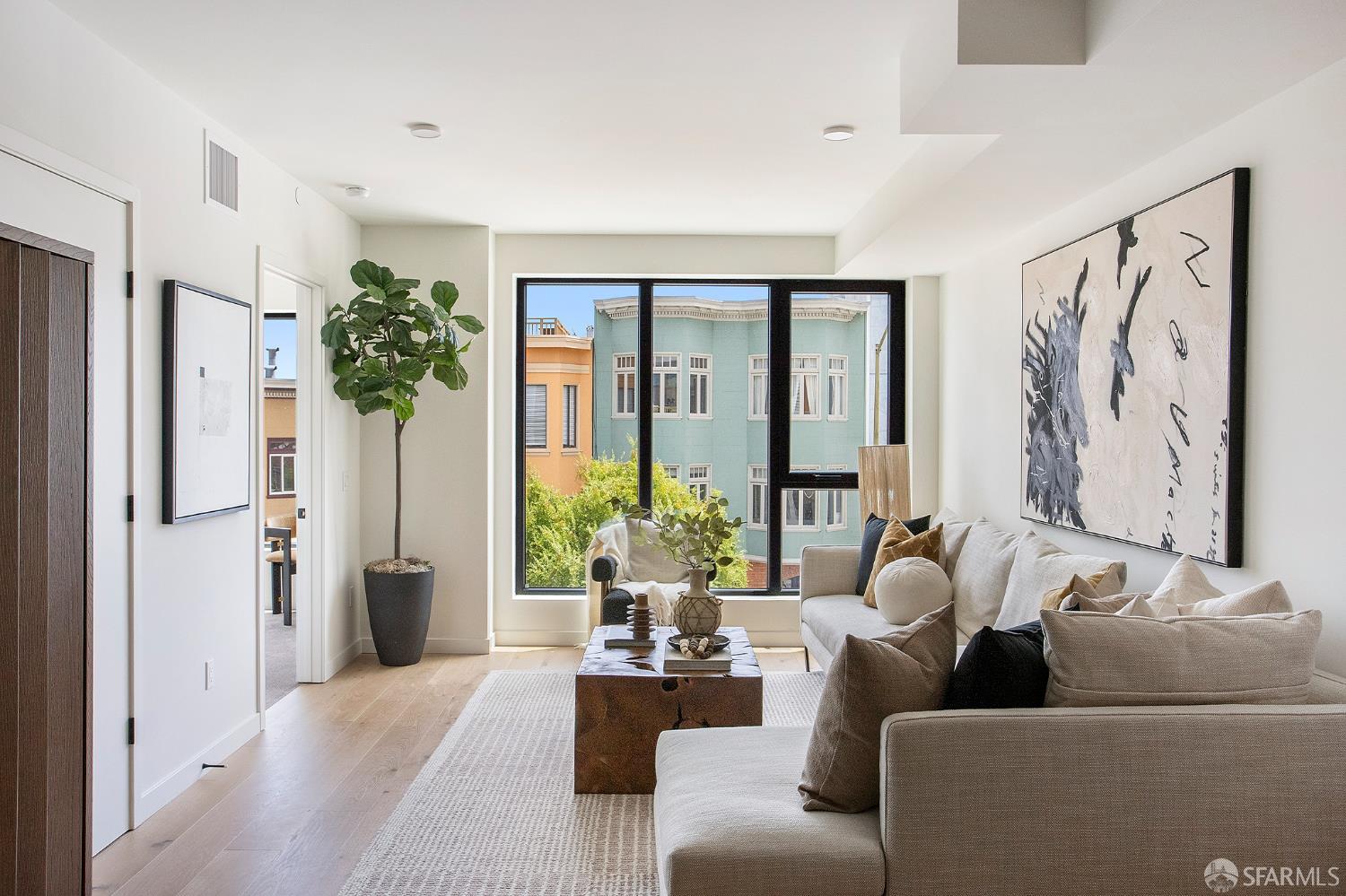 Detail Gallery Image 4 of 22 For 915 North Point St #M3,  San Francisco,  CA 94109 - 1 Beds | 1 Baths