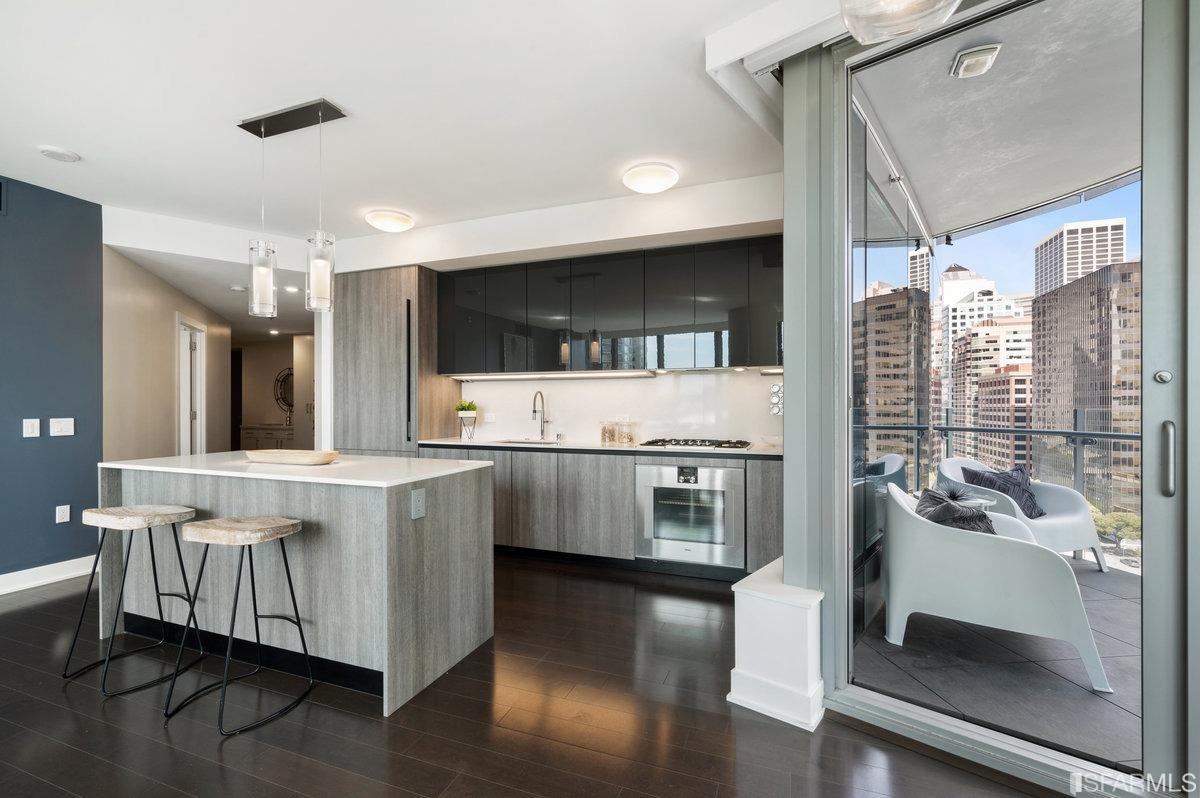 Detail Gallery Image 6 of 42 For 201 Folsom St 12e,  San Francisco,  CA 94105 - 2 Beds | 2 Baths