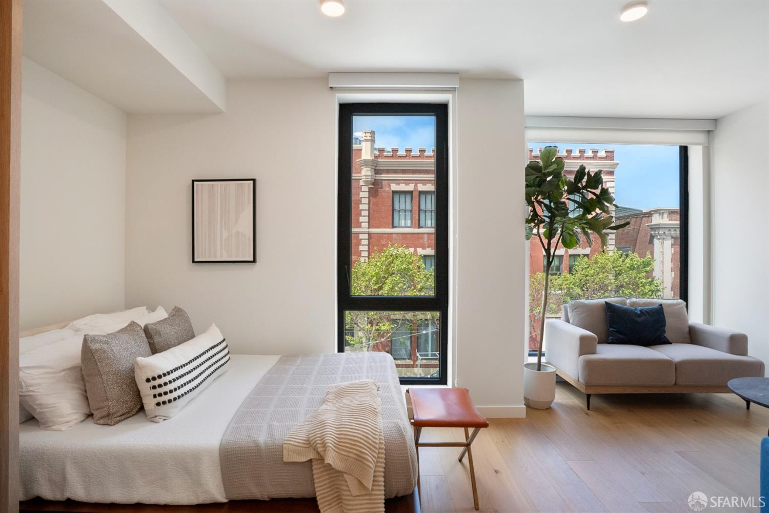Detail Gallery Image 6 of 16 For 915 North Point St #C3,  San Francisco,  CA 94109 - 0 Beds | 1 Baths
