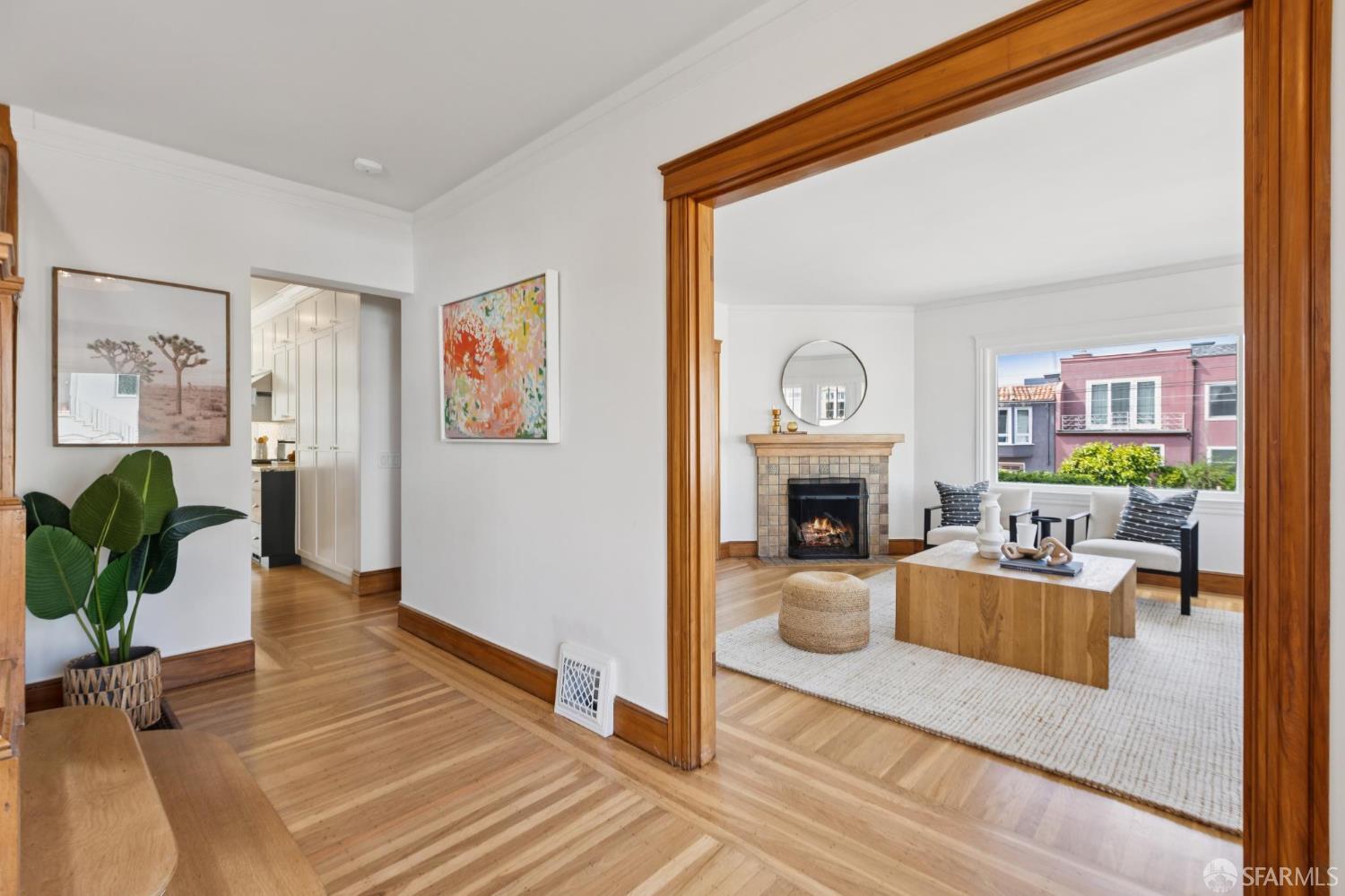 Detail Gallery Image 12 of 94 For 2201 17th Ave, San Francisco,  CA 94116 - 4 Beds | 1/1 Baths