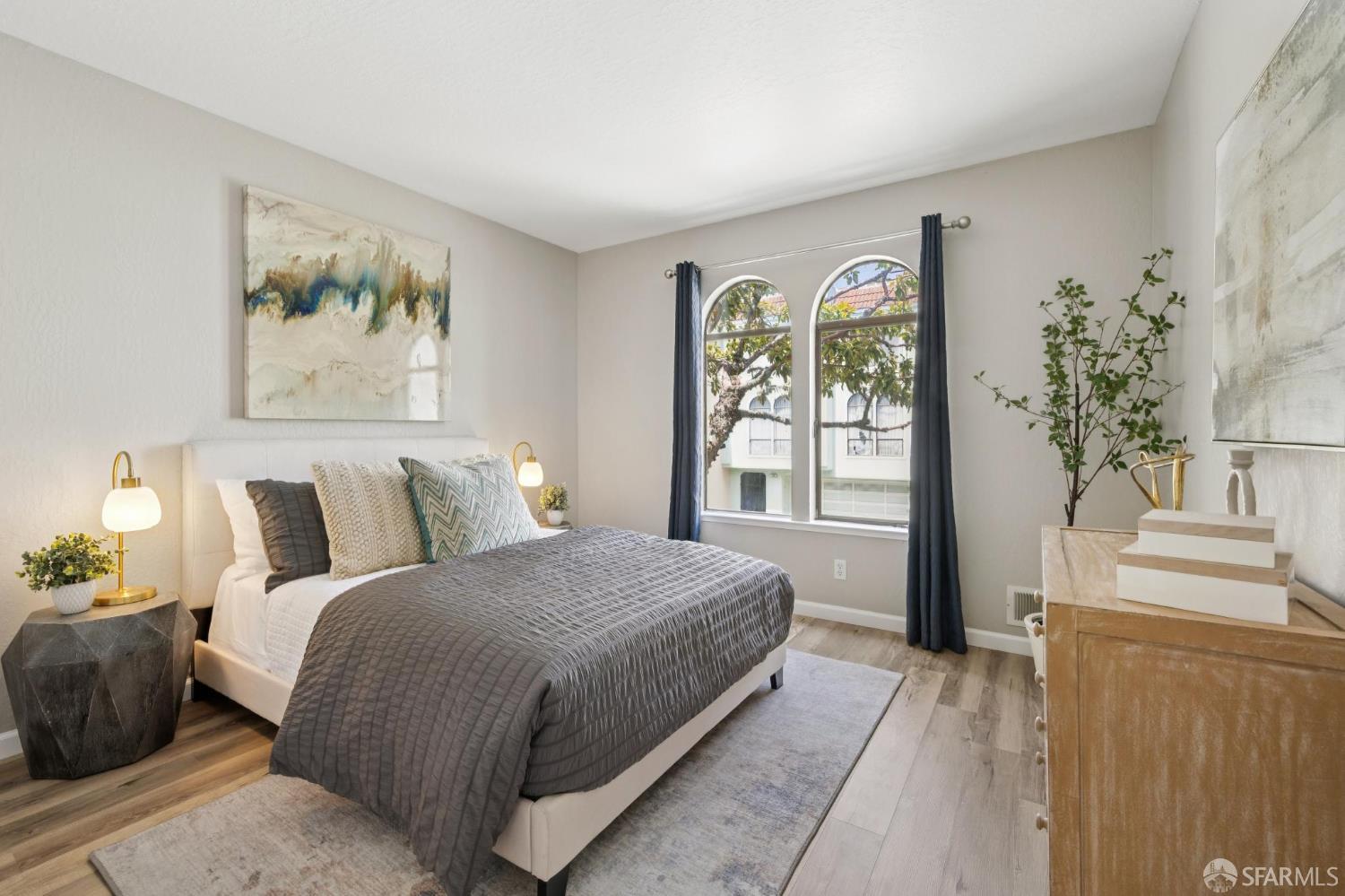 Detail Gallery Image 27 of 37 For 135 Dorado Ter, San Francisco,  CA 94112 - 3 Beds | 2 Baths