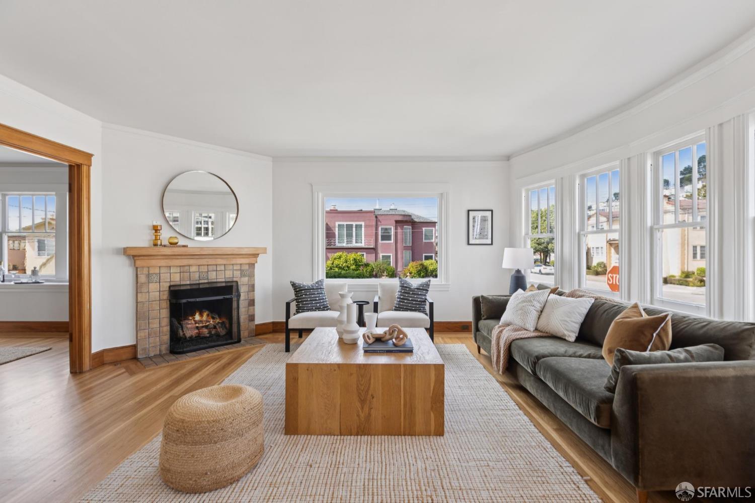 Detail Gallery Image 14 of 94 For 2201 17th Ave, San Francisco,  CA 94116 - 4 Beds | 1/1 Baths