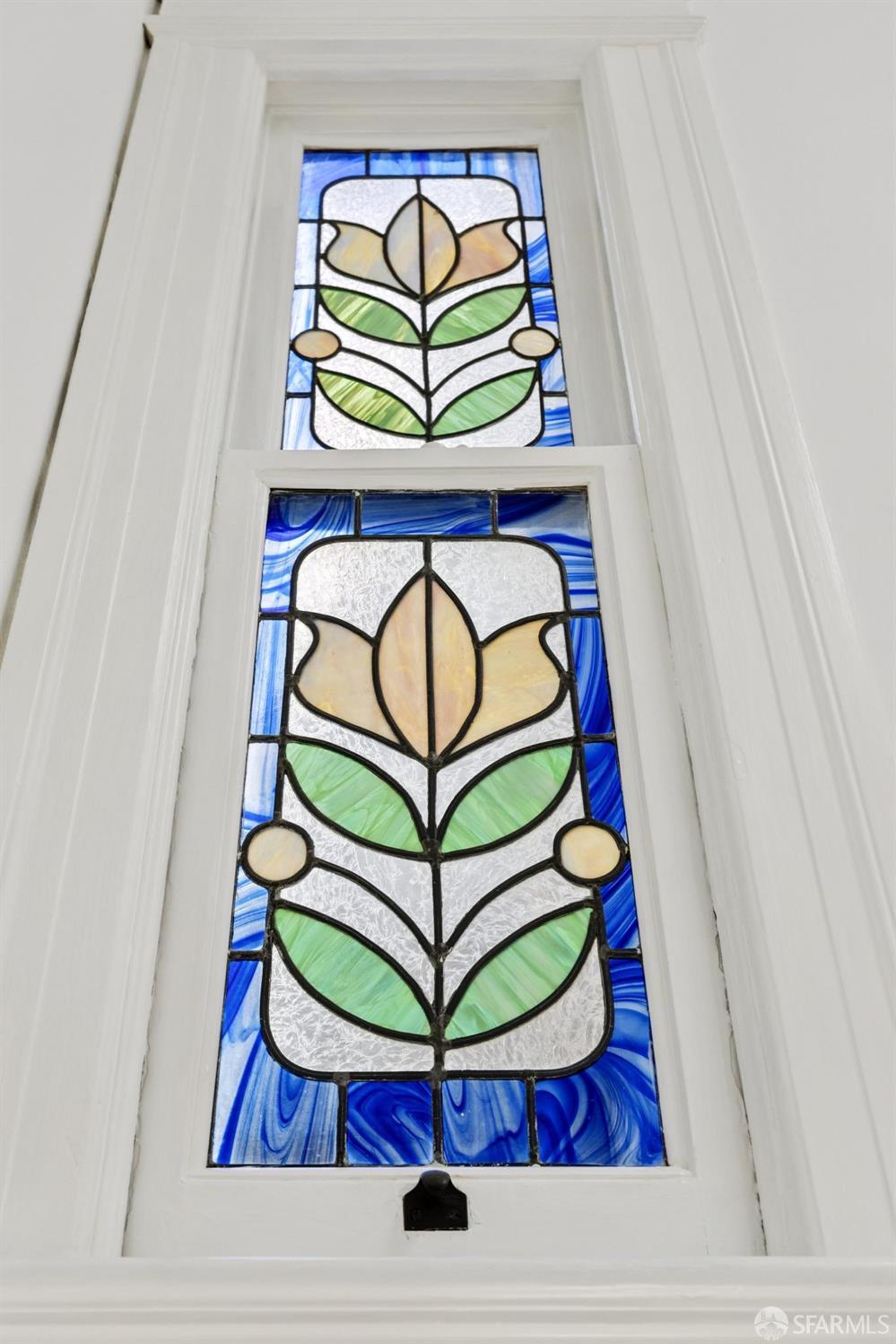 Detail Gallery Image 4 of 46 For 1006 Cole St, San Francisco,  CA 94117 - 3 Beds | 1 Baths
