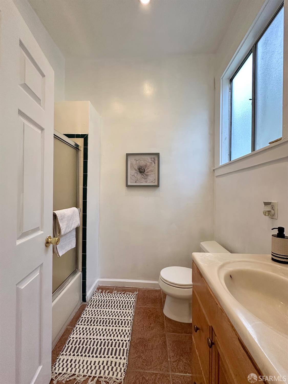 Detail Gallery Image 36 of 80 For 2227 25th Ave, Oakland,  CA 94601 - 2 Beds | 3 Baths