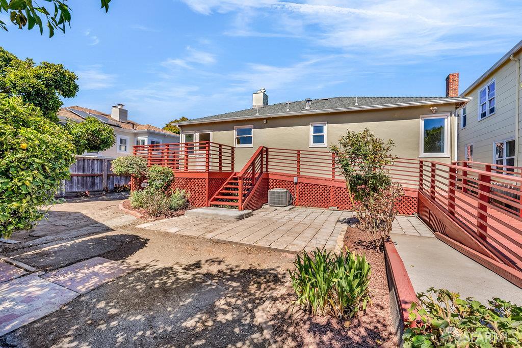 Detail Gallery Image 52 of 61 For 541 Everett St, El Cerrito,  CA 94530 - 3 Beds | 1 Baths